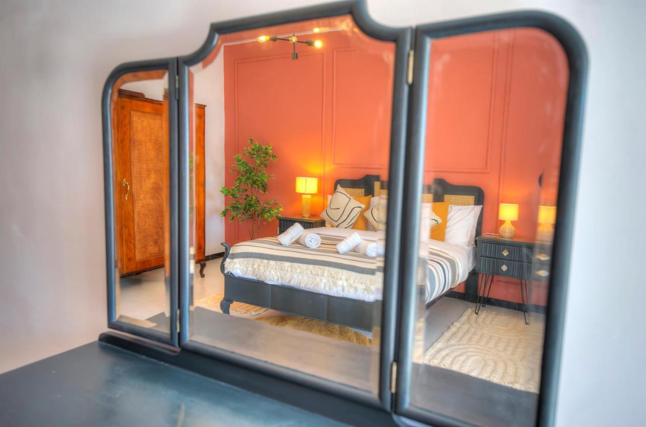 Beautifully Furnished Seafront 4 Bedrooms Goslm-4 Sliema Luaran gambar