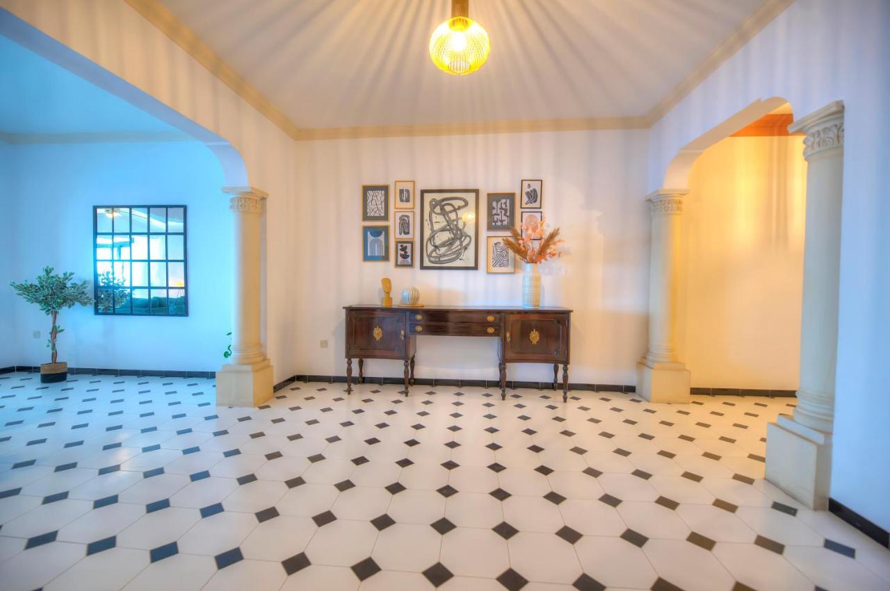 Beautifully Furnished Seafront 4 Bedrooms Goslm-4 Sliema Luaran gambar