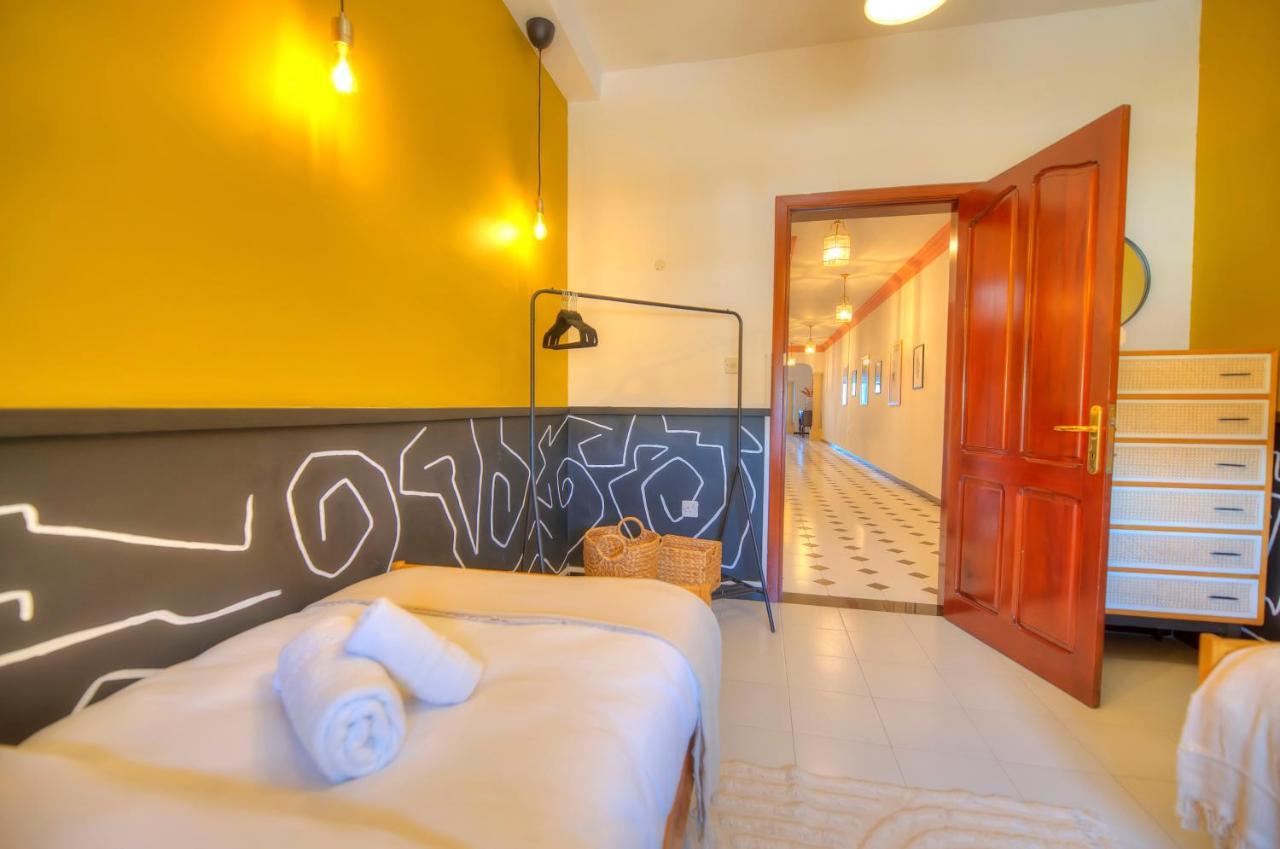 Beautifully Furnished Seafront 4 Bedrooms Goslm-4 Sliema Luaran gambar