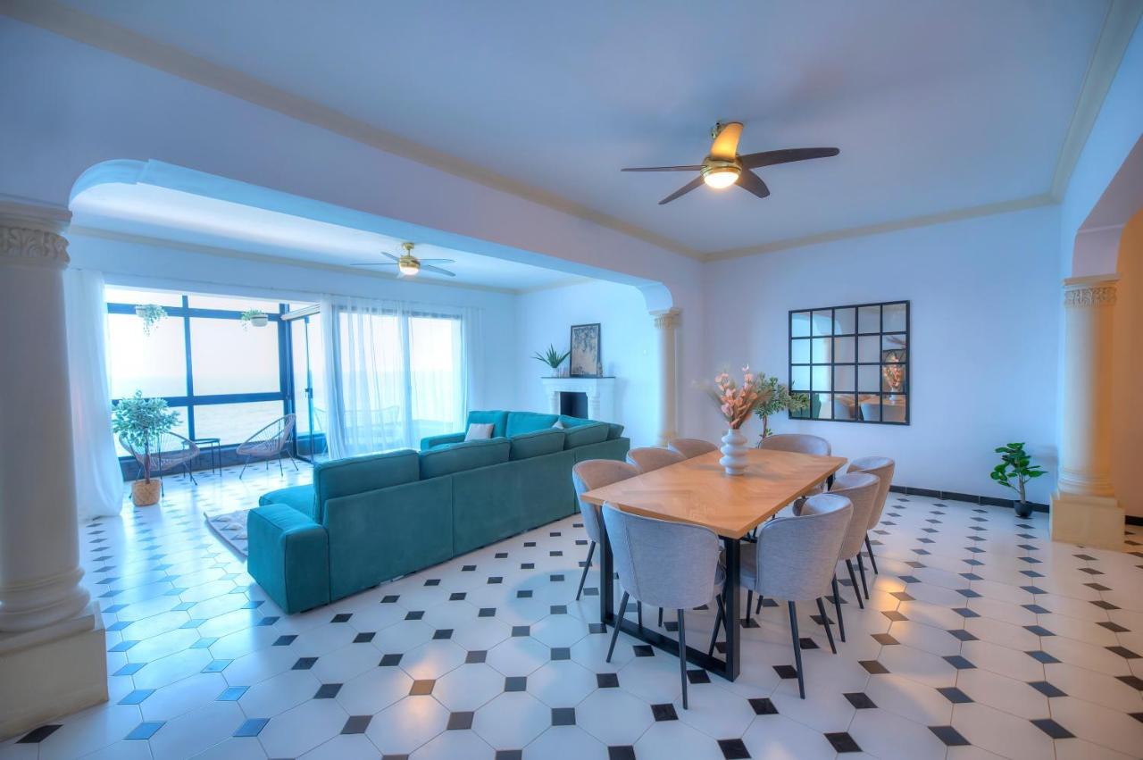 Beautifully Furnished Seafront 4 Bedrooms Goslm-4 Sliema Luaran gambar