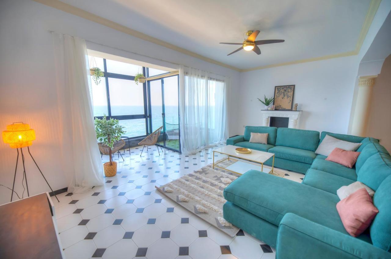 Beautifully Furnished Seafront 4 Bedrooms Goslm-4 Sliema Luaran gambar