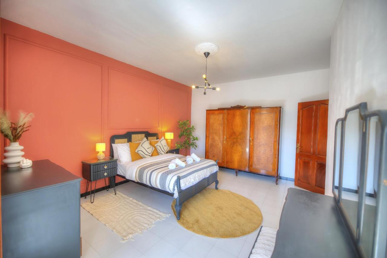Beautifully Furnished Seafront 4 Bedrooms Goslm-4 Sliema Luaran gambar